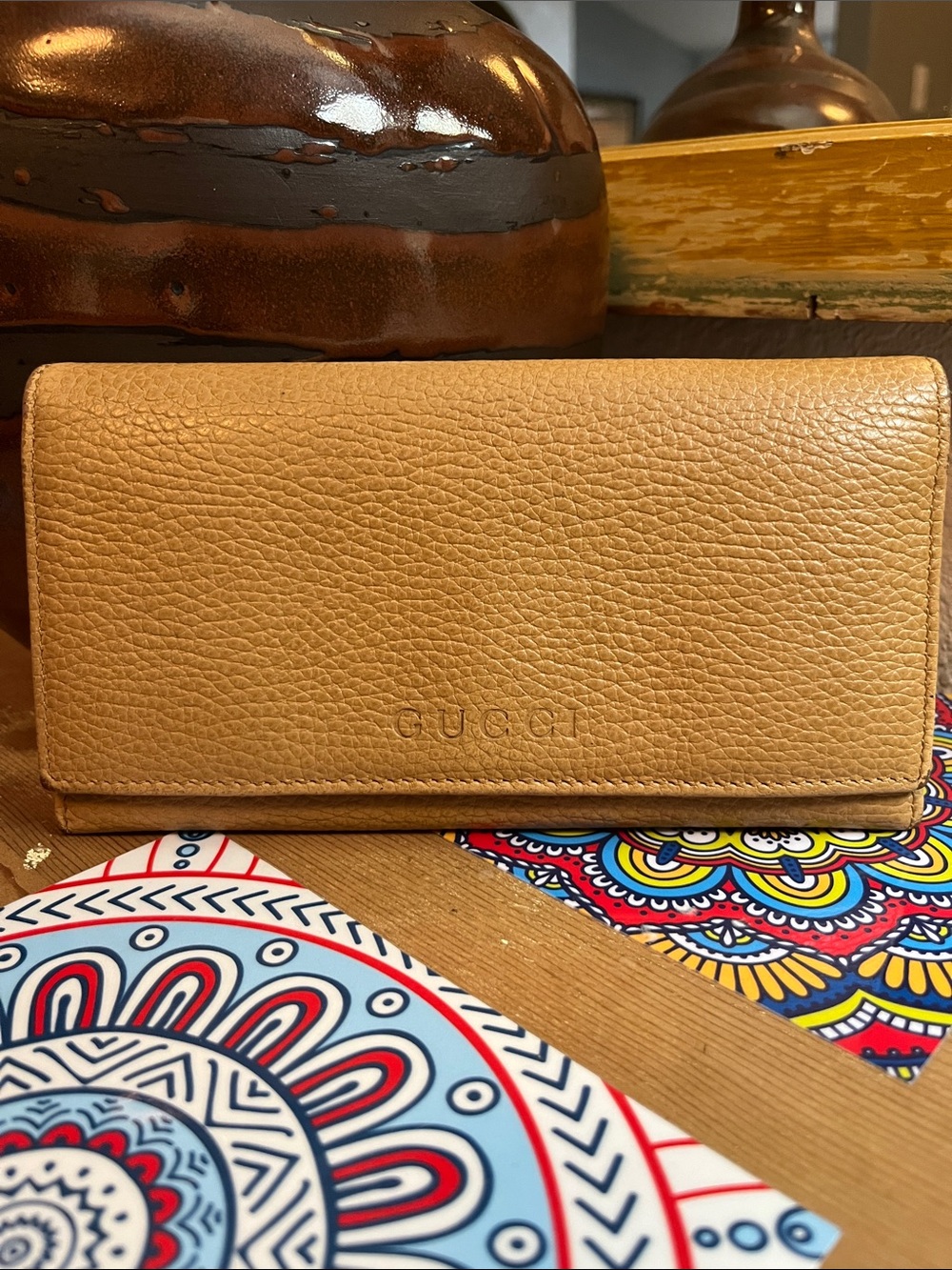 Gucci Beige/Tan Pebbled Leather Continental wallet long
